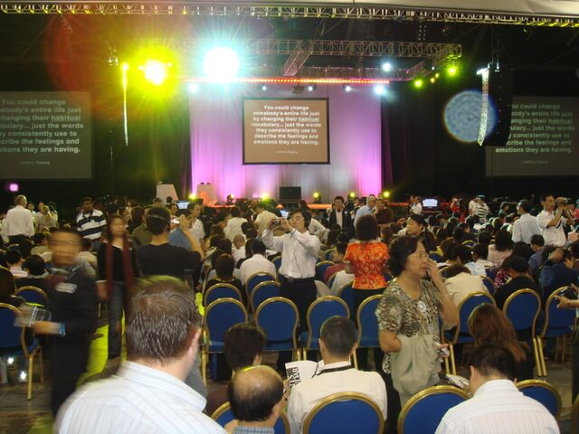 Anthony Robbins – Unlimited Power in Singapore 2007